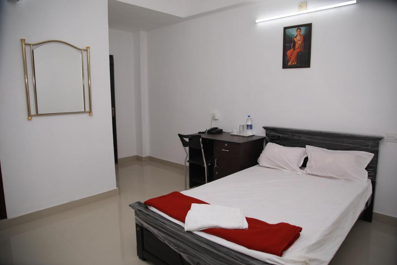 Meghna Residency होटल Thiruvananthapuram