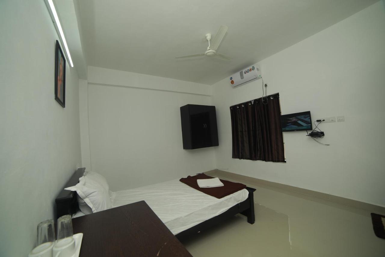 Meghna Residency होटल Thiruvananthapuram
