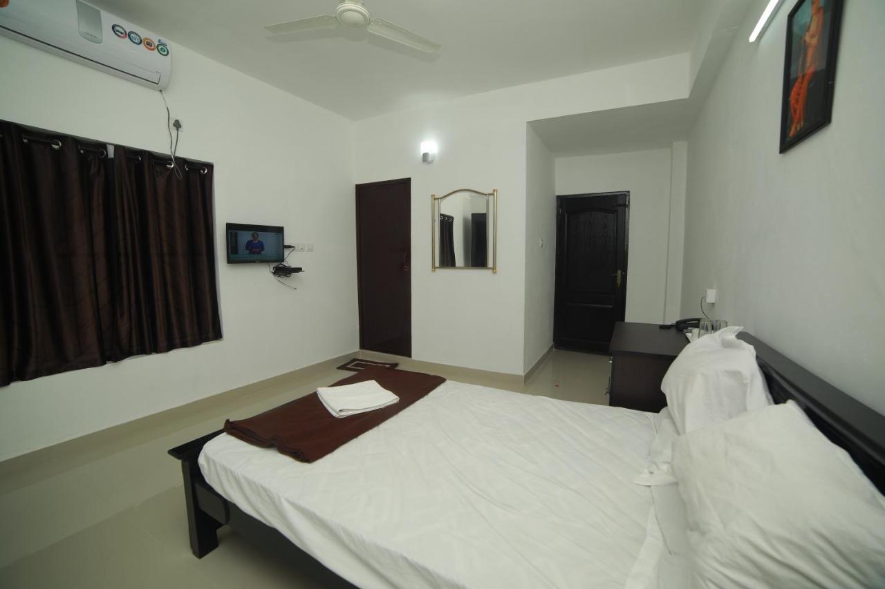Meghna Residency होटल Thiruvananthapuram
